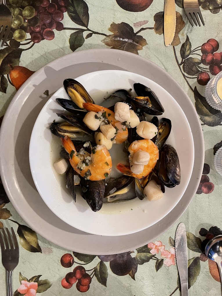 Mussels and shrimp steamed in white wine